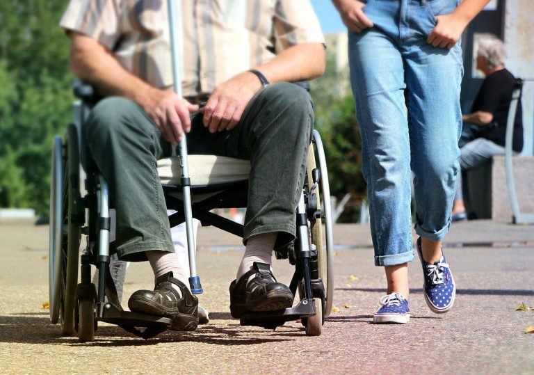 Quels avantages offre l’assurance Dépendance