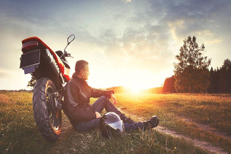Comment trouver des avis sur une assurance moto ?