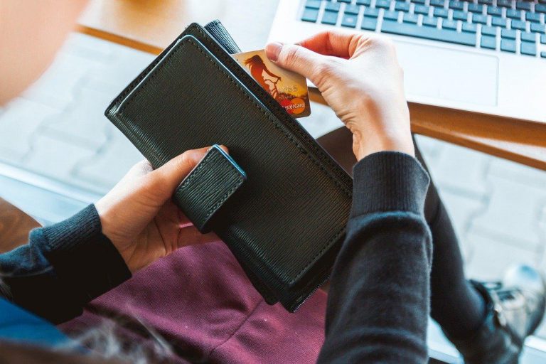 Quelle est la meilleure banque en ligne pour ado ?
